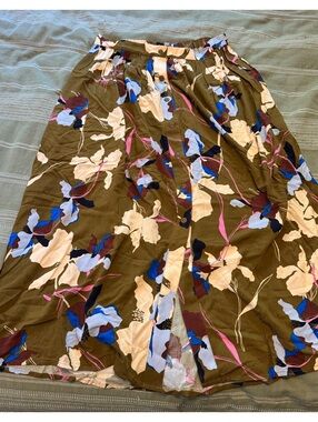 DR2 Floral Button-Front Midi Skirt with Elastic Waistband Sz L